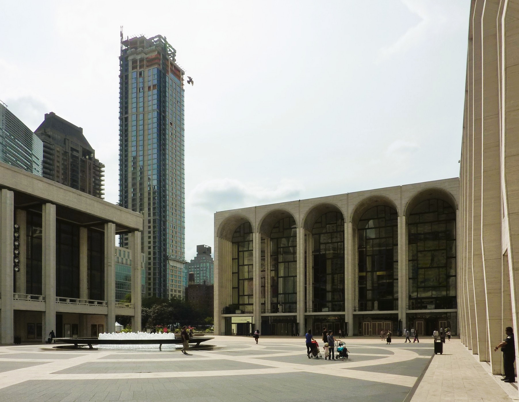 The Metropolitan Opera House seen from Lincoln Center plaza